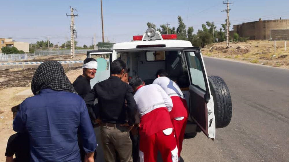 امدادرسانی هلال احمر به ۵ مصدوم حادثه تصادف در محور مسجدسلیمان_اندیکا